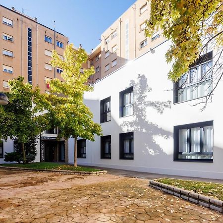 Apartamentos Congreso, Parking Gratuito Logroño Kültér fotó