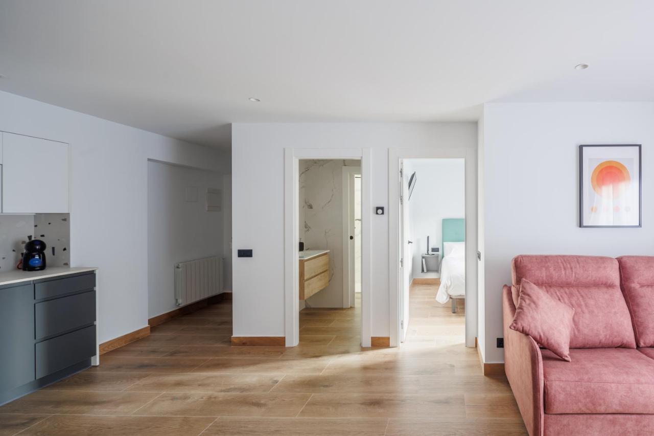 Apartamentos Congreso, Parking Gratuito Logroño Kültér fotó