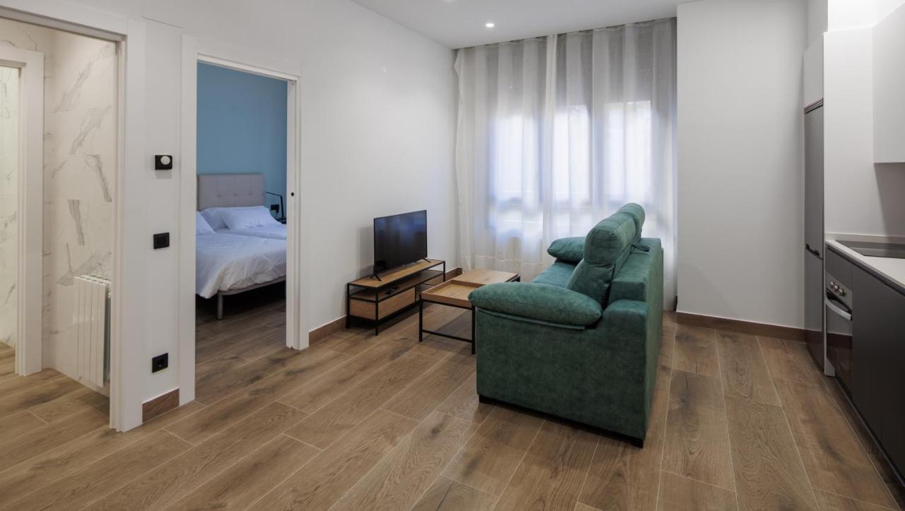 Apartamentos Congreso, Parking Gratuito Logroño Kültér fotó
